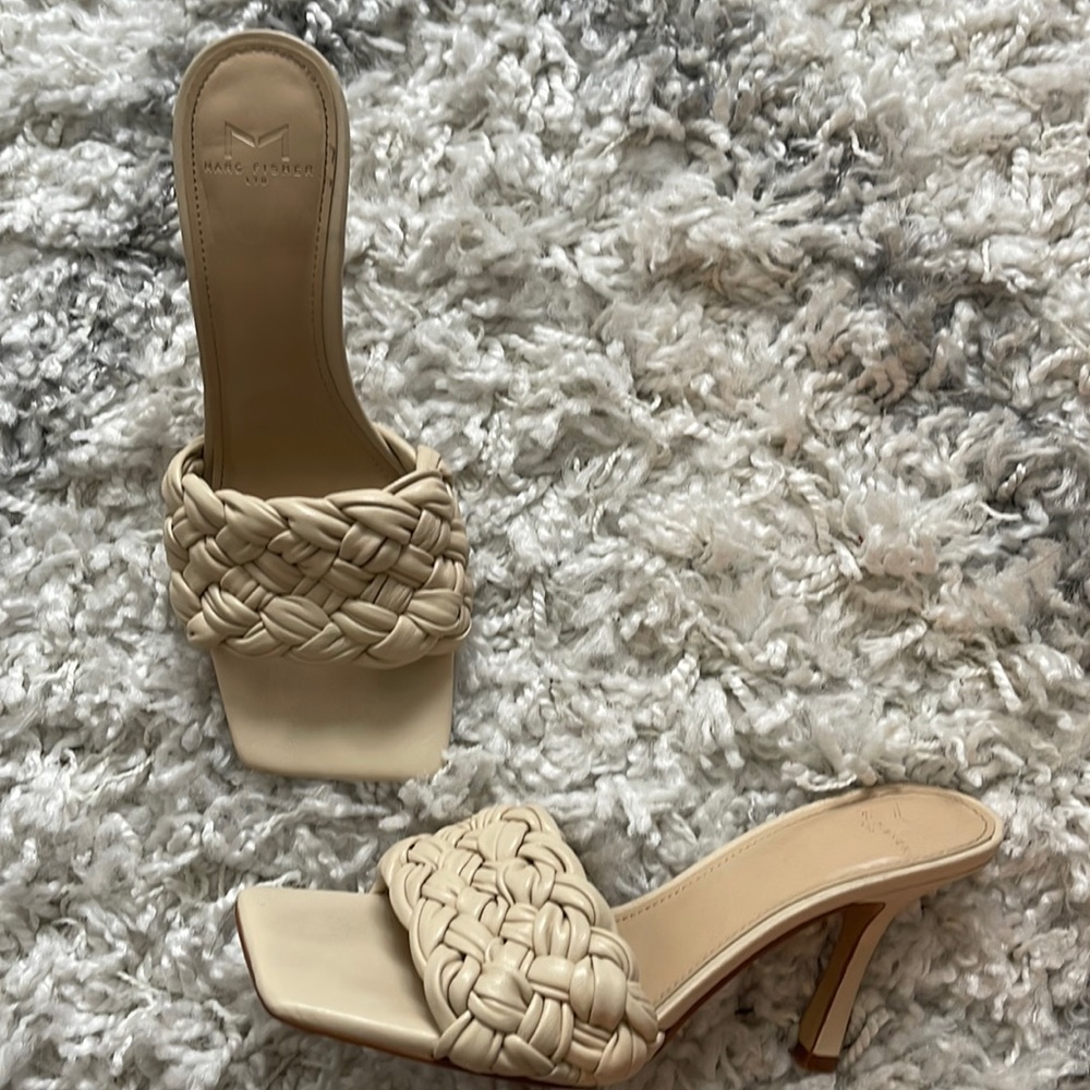 Marc fisher sandal